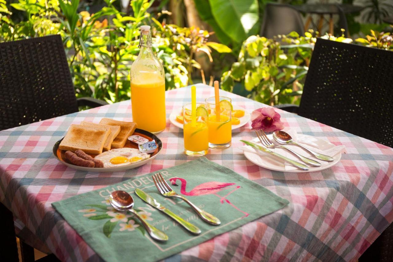 Silk Retreats Thulusdhoo Guest House Exterior foto